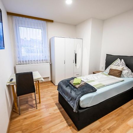 Die Schlafstube - Bed & Breakfast Zeltweg Esterno foto