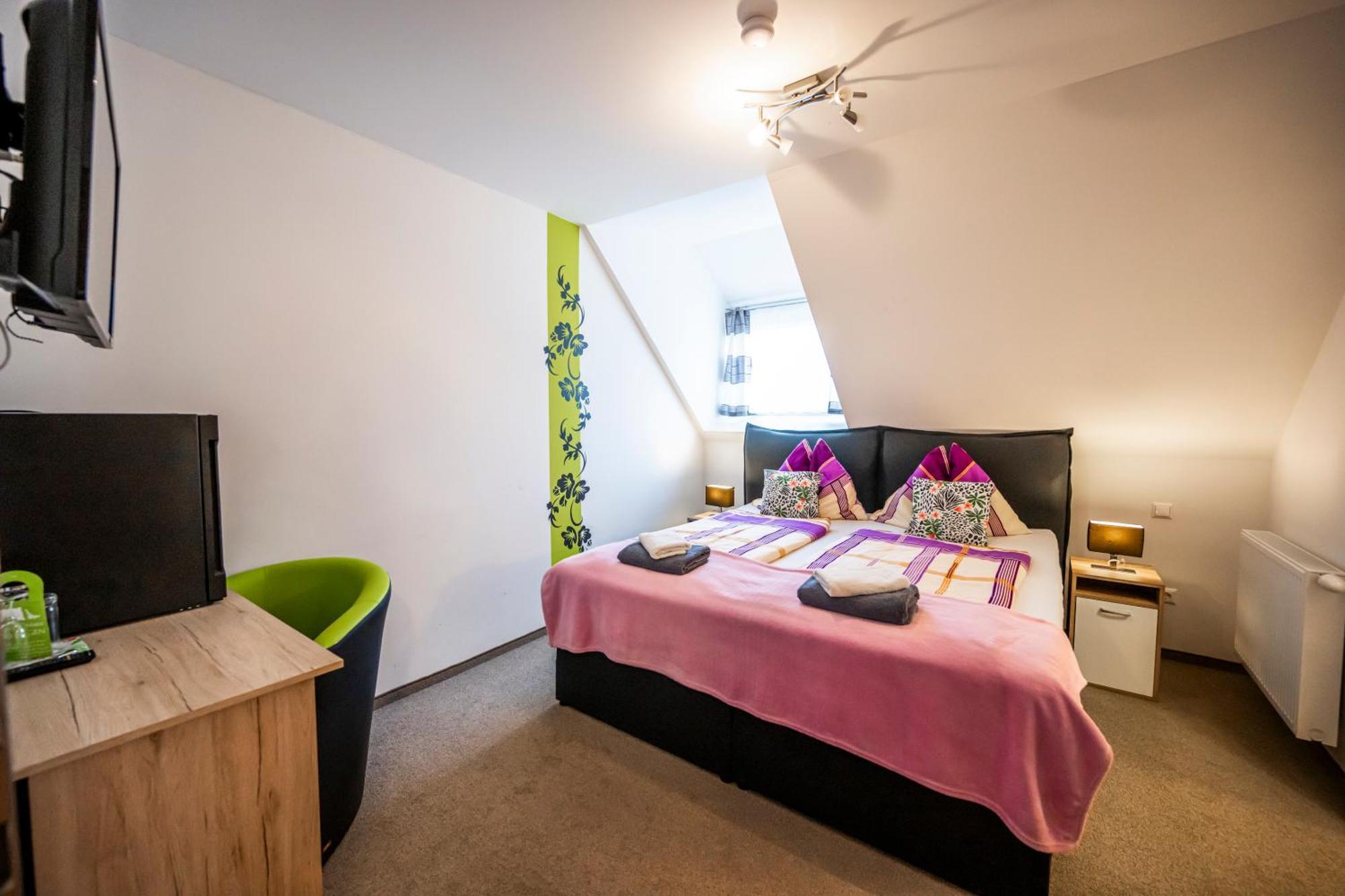 Die Schlafstube - Bed & Breakfast Zeltweg Esterno foto