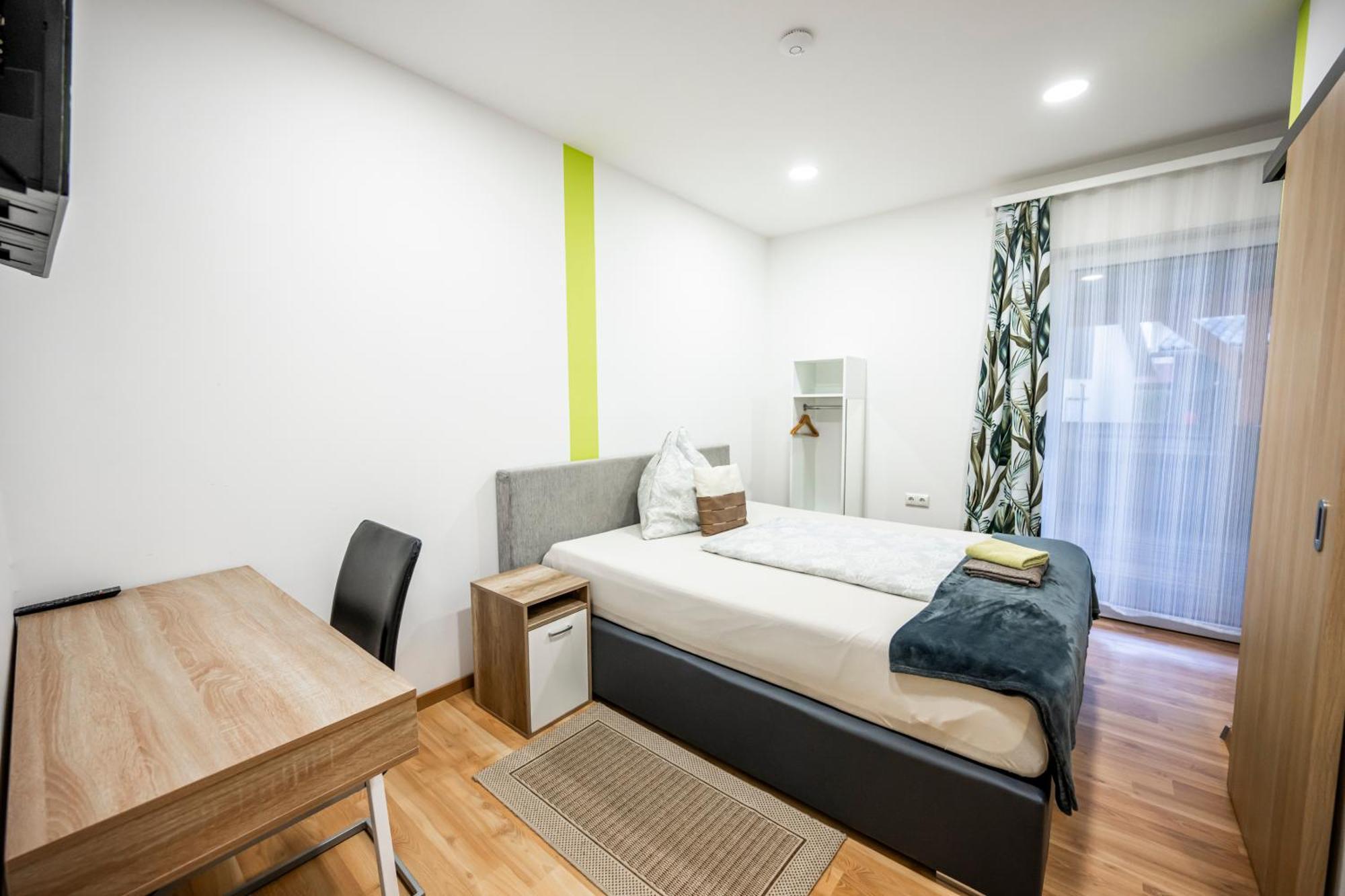 Die Schlafstube - Bed & Breakfast Zeltweg Esterno foto