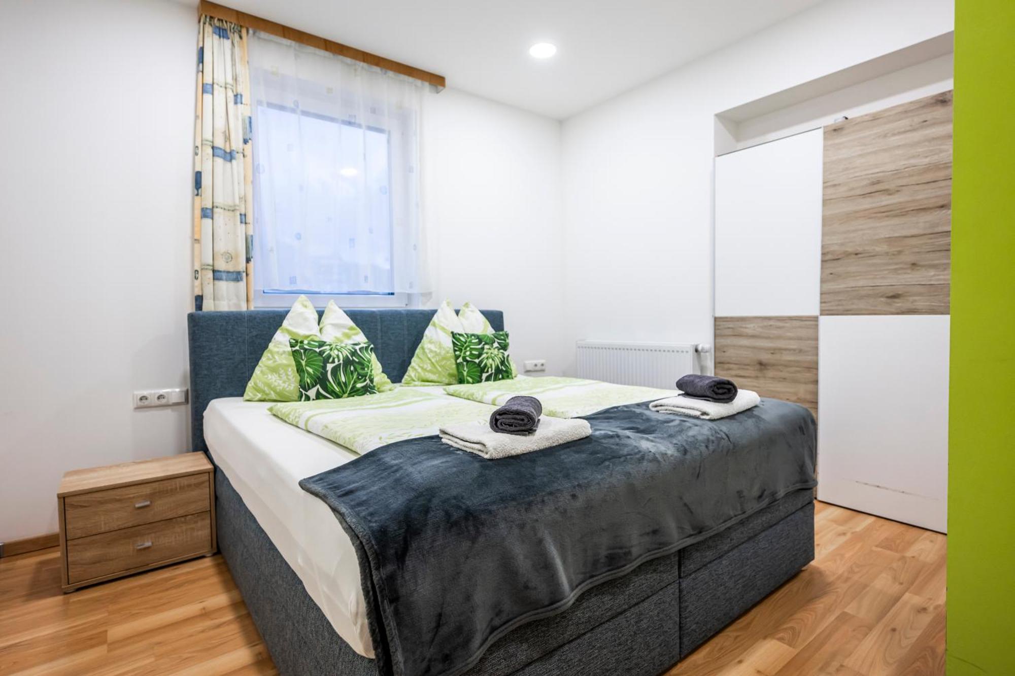Die Schlafstube - Bed & Breakfast Zeltweg Esterno foto